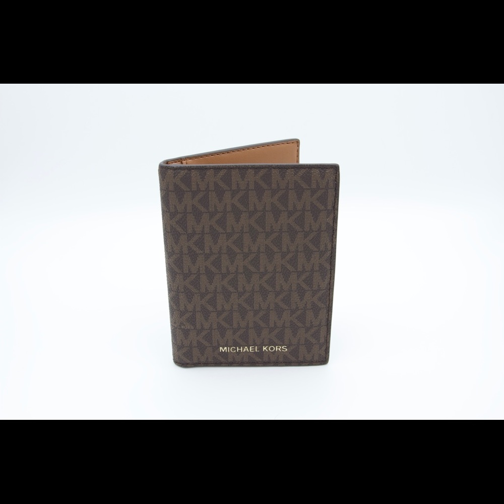 Michael Kors Bedford Travel Passport Wallet